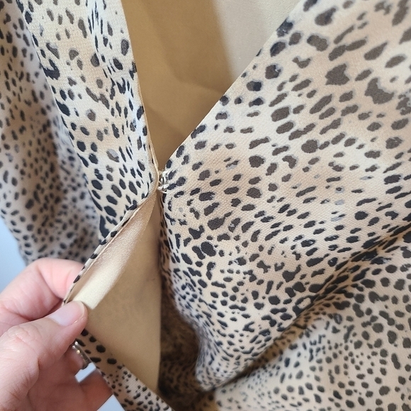 Buddy Love Faux Wrap Bodysuit Womens Small Twyla Surplice Leopard Cheetah Brown - Picture 6 of 9